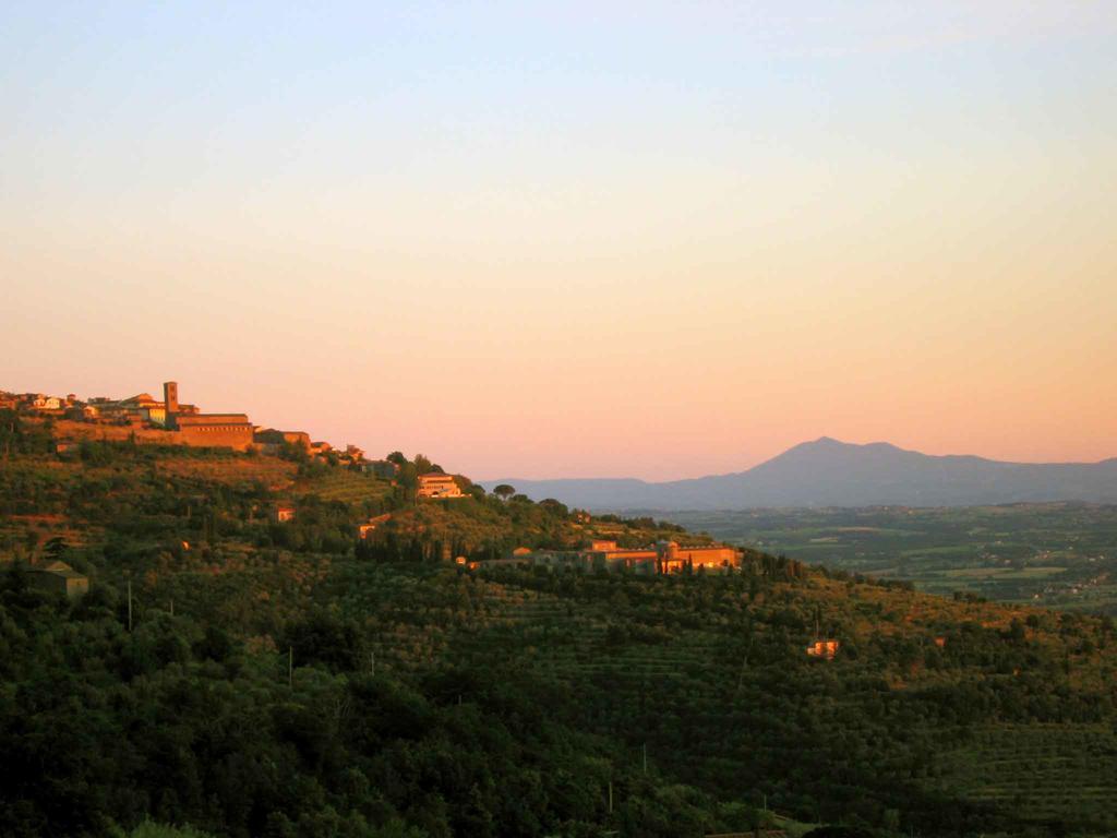 Locanda San Martino A Bocena Cortona Eksteriør billede
